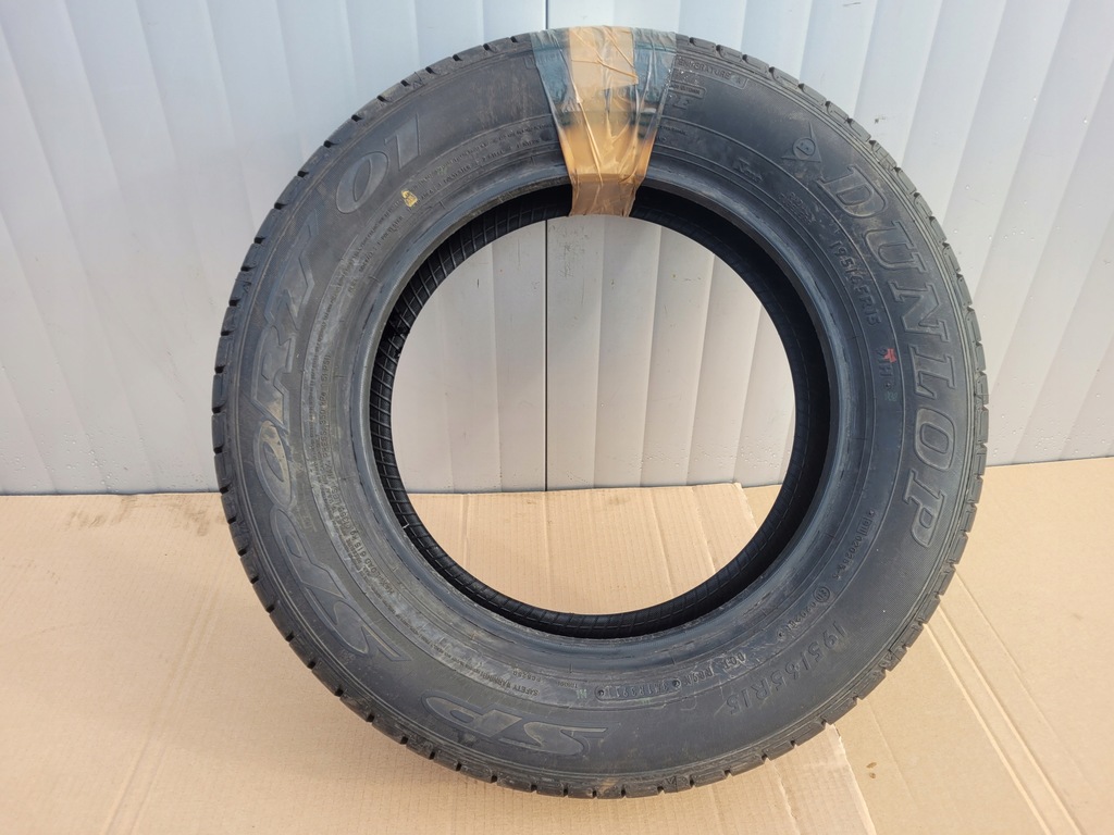 195/65 R15 91H DUNLOP SP SPORT 01 NEU Product image