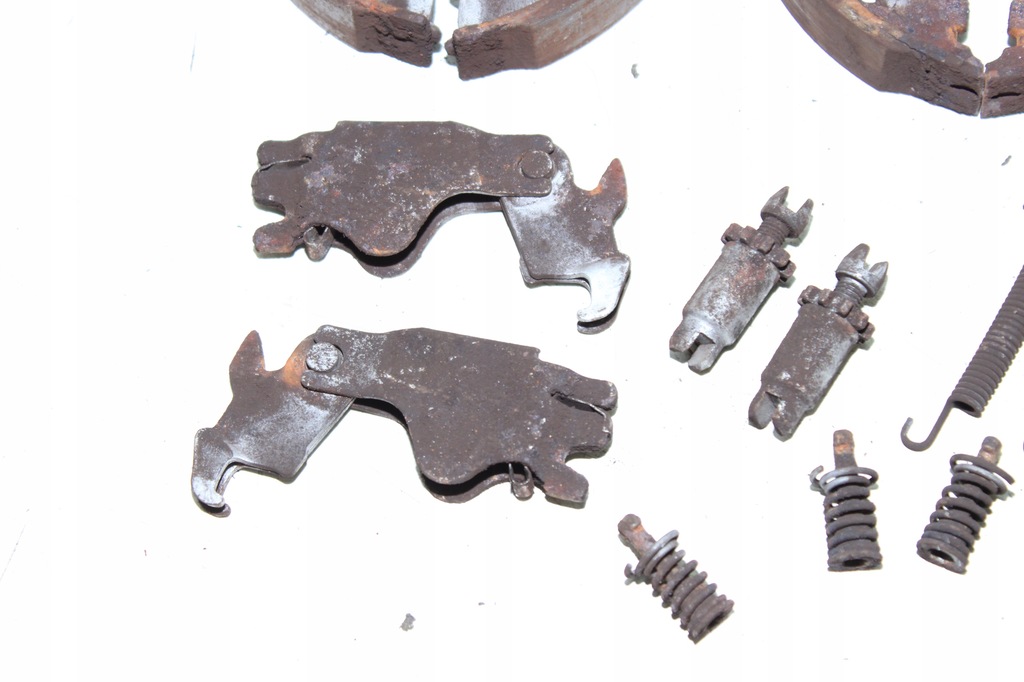 BMW E87 E88 E81 120d Bremsbrem Jaw Jurid Original Manual Set Product image