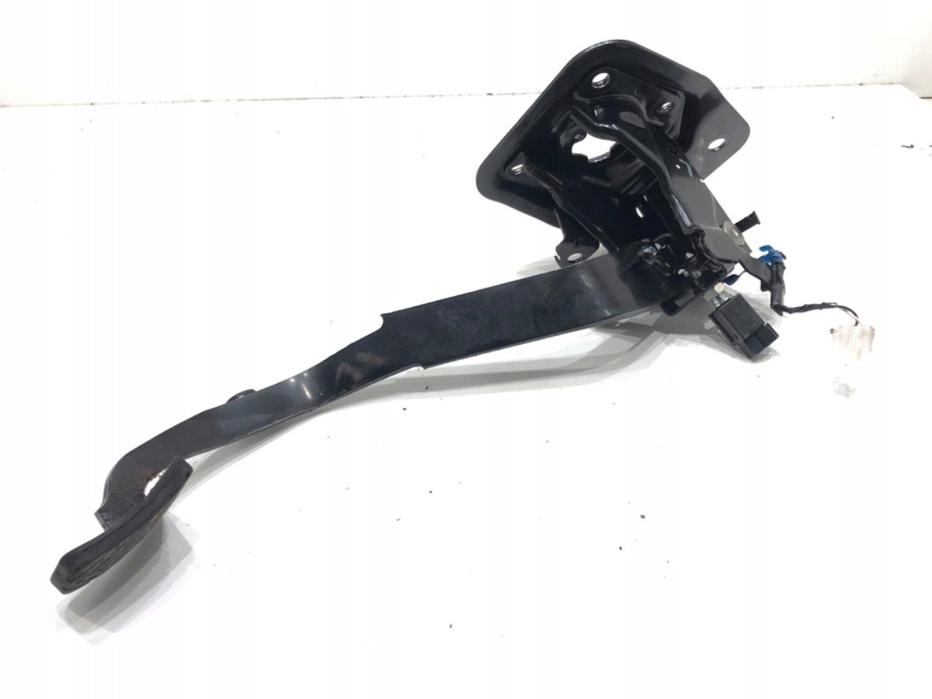 PEDALE MITSUBISHI LANCER VIII 1.8 143KM Product image