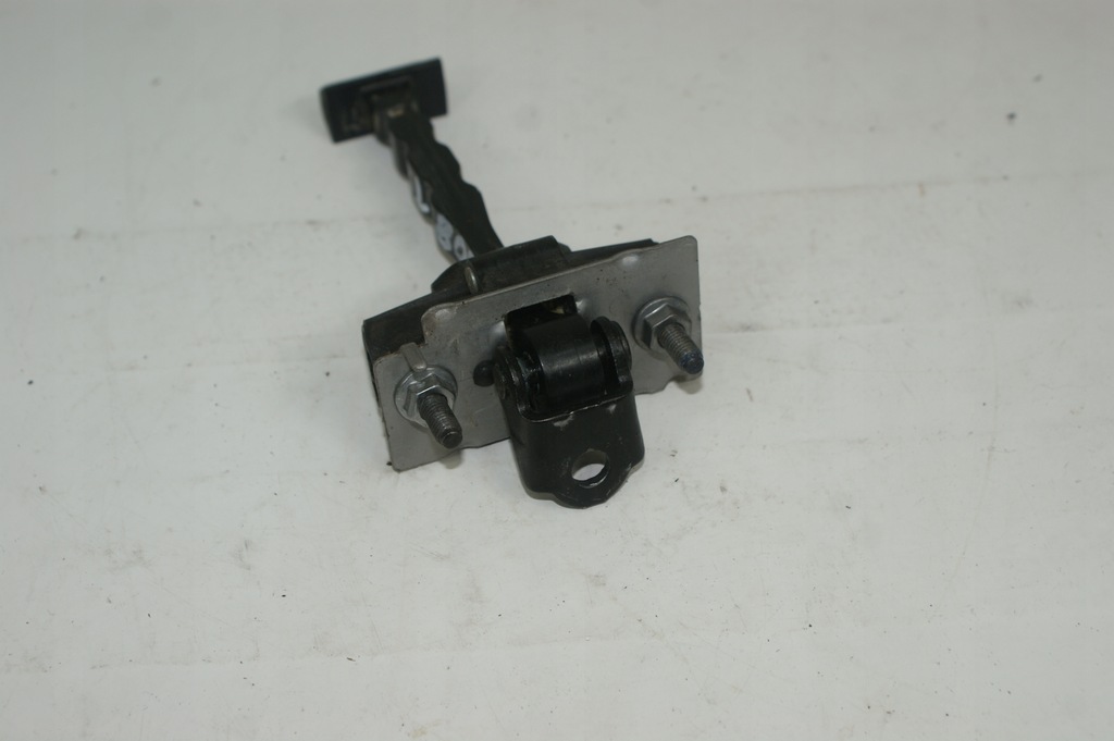 Türbegrenzer rechts hinter Heck hinterher Peugeot 308 T9 Stationwagen Product image