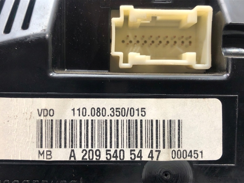 ZÄHLER MERCEDES C209 A2095405447 2.2 150KM 02-10 UHREN Product image
