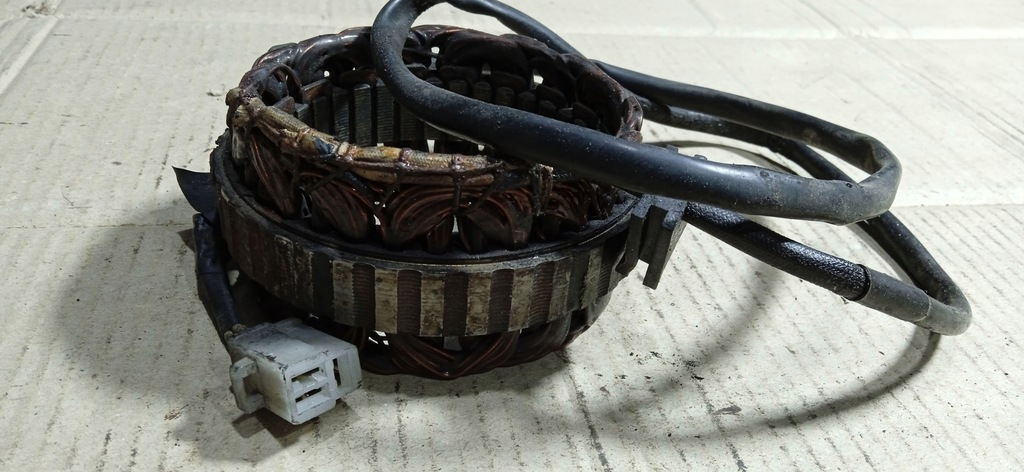 YAMAHA XJ 600 84-89 XS 400 LICHTMASCHINE STATOR LICHTMASCHINE WICKLUNG Product image