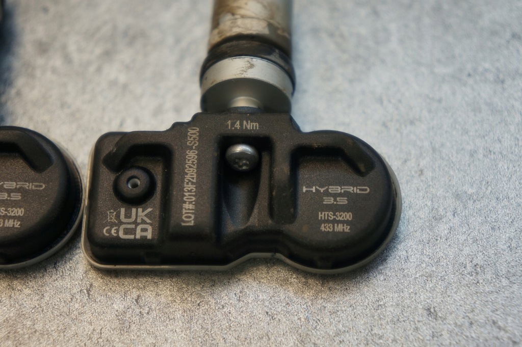 REIFENDRUCKSENSOR HTS-3200 433 MHz HYBRID 3,5 HYUNDAI I40 Product image