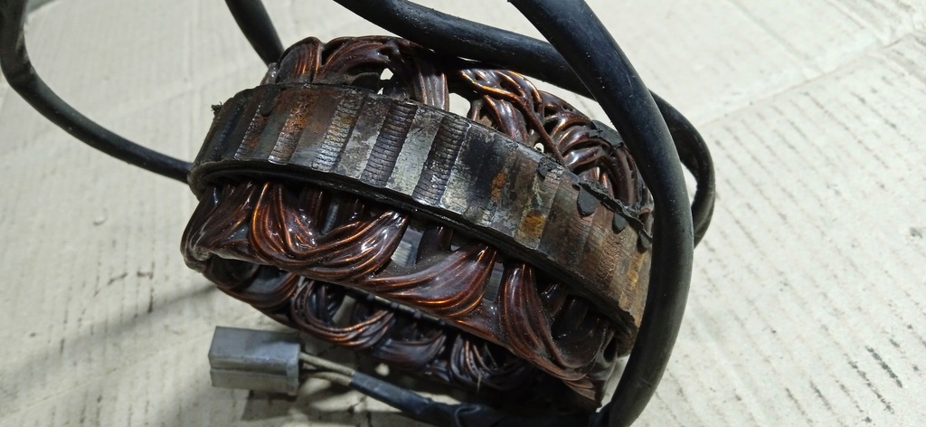 YAMAHA XJ 600 84-89 XS 400 LICHTMASCHINE STATOR LICHTMASCHINE WICKLUNG Product image