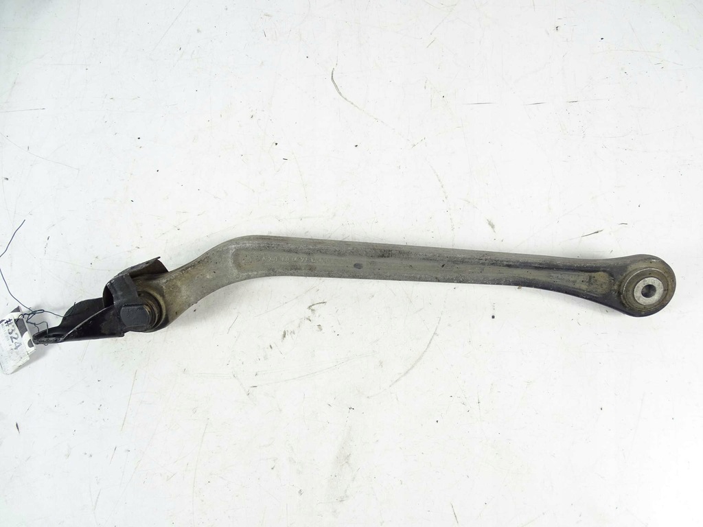 Mercedes E-Klasse W211 Aufhängungsarm unten rechts hinten A2303500429 Product image