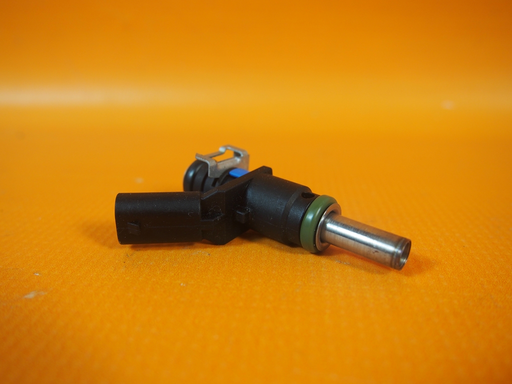 Audi A6 4G CRE Kraftstoffeinspritzer 06e906031 36KM Product image