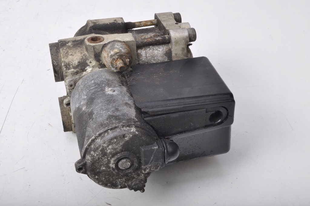 BMW E24 3.5 CSi ABS-PUMPE 0265201006 Product image