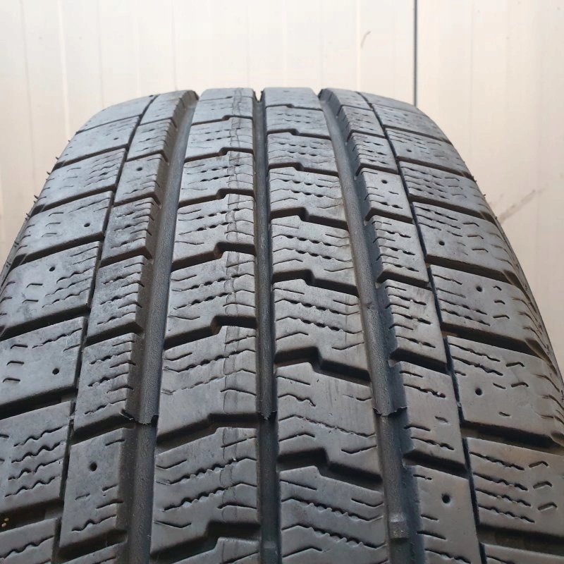 Goodyear Cargo UltraGrip 2 235/65R16 115/113 R Schneegriff (3PMS Product image