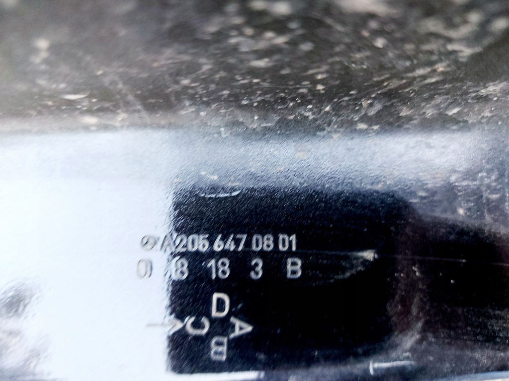 C-KLASSE W205 COUPE Rückbank, Rückwand, Kofferraumboden, Lift 18 Jahre alt. Product image