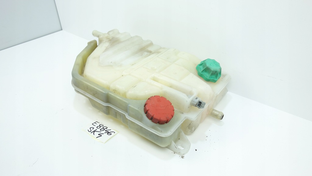 Mercedes ATEGO 2004- A9705000449 Kühlmittelausdehnungstank Product image
