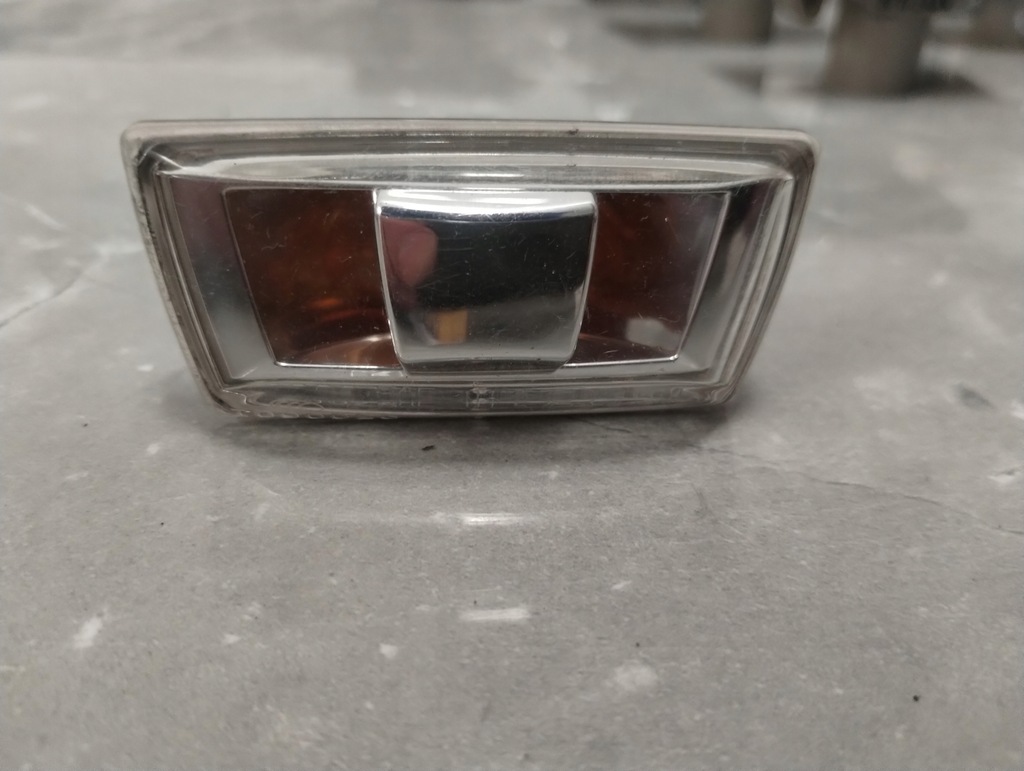 BLINKER LINKS ASTRA H CORSA D/E INSIGNIA A ZAFIRA MEVIA B GM 13497989 Product image