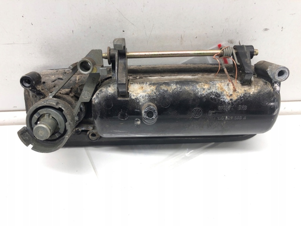 HECKKLAPPE GRIFF VW POLO 1J6827565A Schrägheck 99-01 Product image