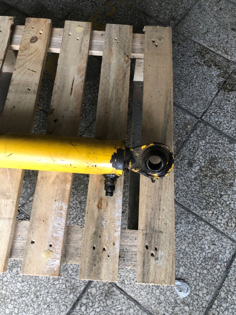HYDRAULIKZYLINDER 87-143 Product image