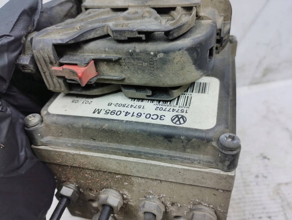 VW PASSAT B6 ABS-PUMPE 3C0614095M Product image