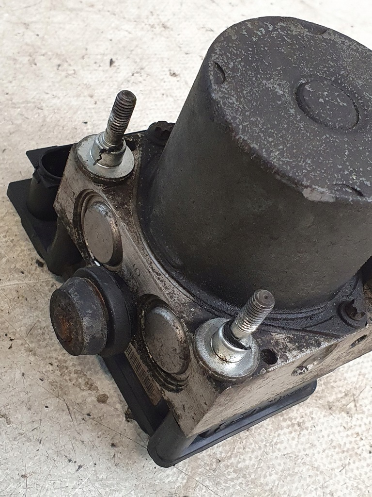 ABS-PUMPE OE 0265231312 46802215 FIAT PANDA II 1.1B 04R. Product image