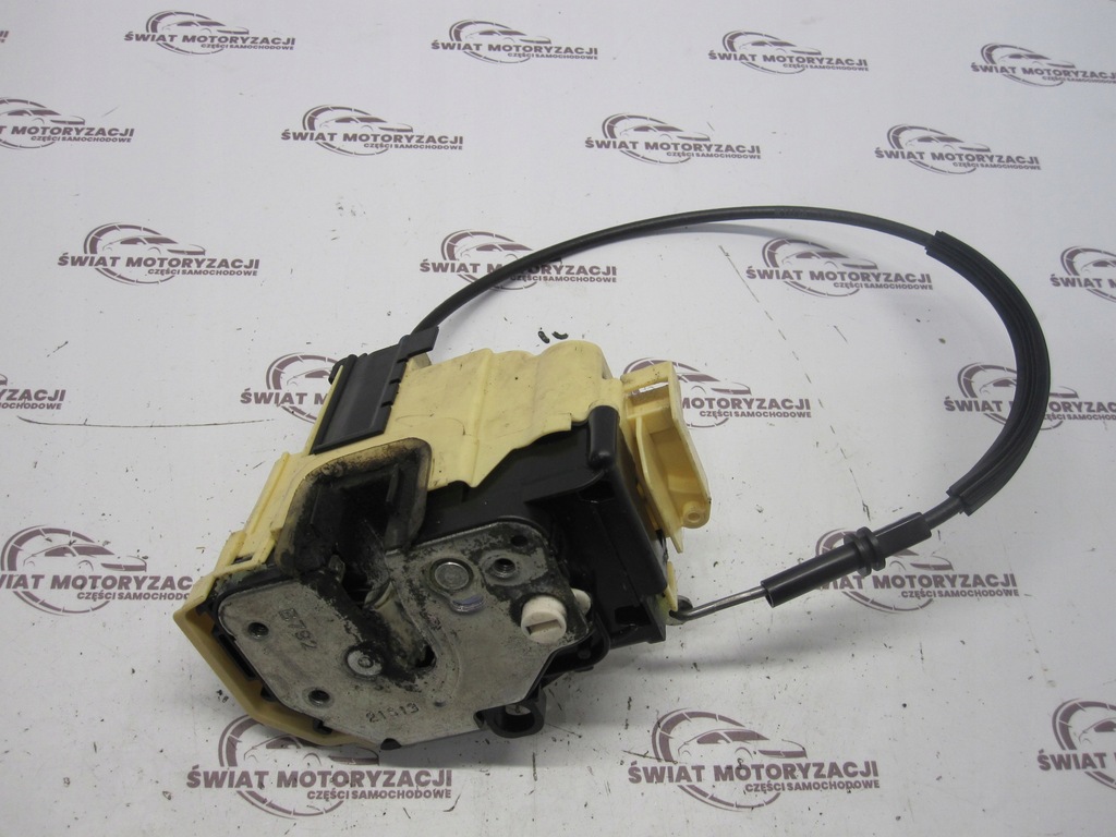 Panda III 13r Türschloss links hinterher 51843325 Product image