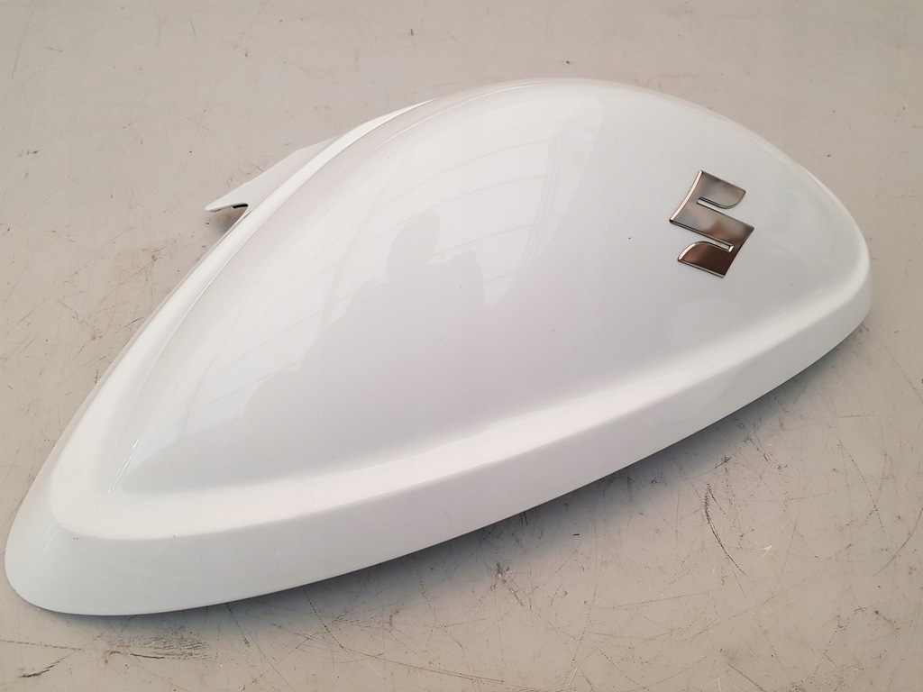 Abschirmungsschild linke Seite Specks Suzuki SFV 650 Gladius 09-15 Decken Sie den Tank ab Product image