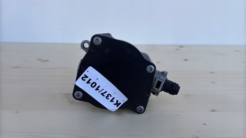 VAKUUMPUMPE VW GOLF OCTAVIA SEAT SKODA AUDI 2.5 FSI K137/1012 Product image