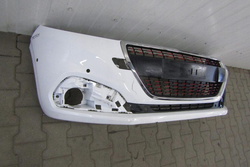 Vordere Stoßfänger vorne Peugeot 208 GT Line Lift 15-19 Product image