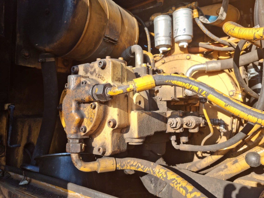 LIEBHERR 922 Litronic Mobilbagger für Ersatzteile Product image