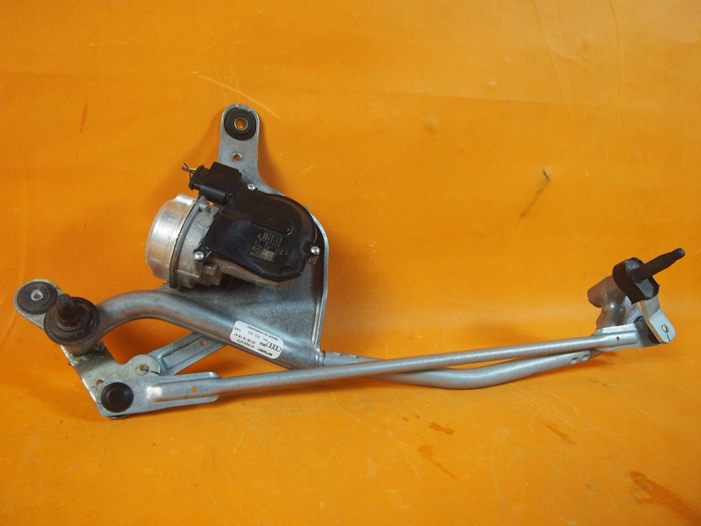 Audi E-Tron Wischermechanismusmotor 4kL955023 Product image