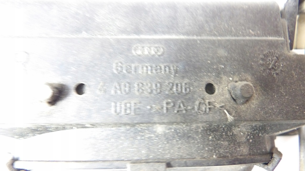 AUDI A4 B5 AUSSENGRIFF RECHTS HINTEN GRAU LY7L Product image