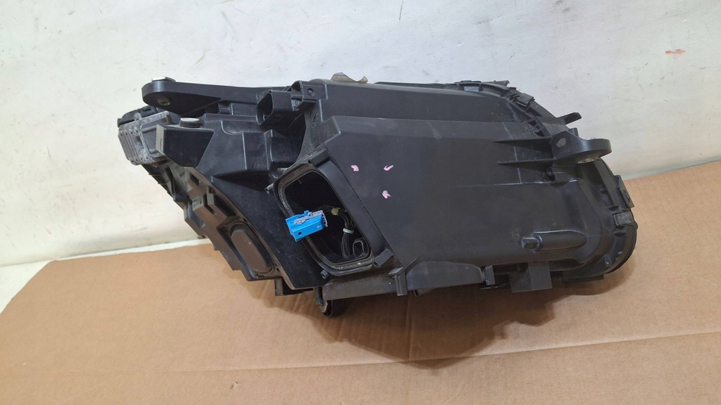VORDERLEUCHTE LINKS MERCEDES C-KLASSE W205 A205 ILS A2059069301 Product image