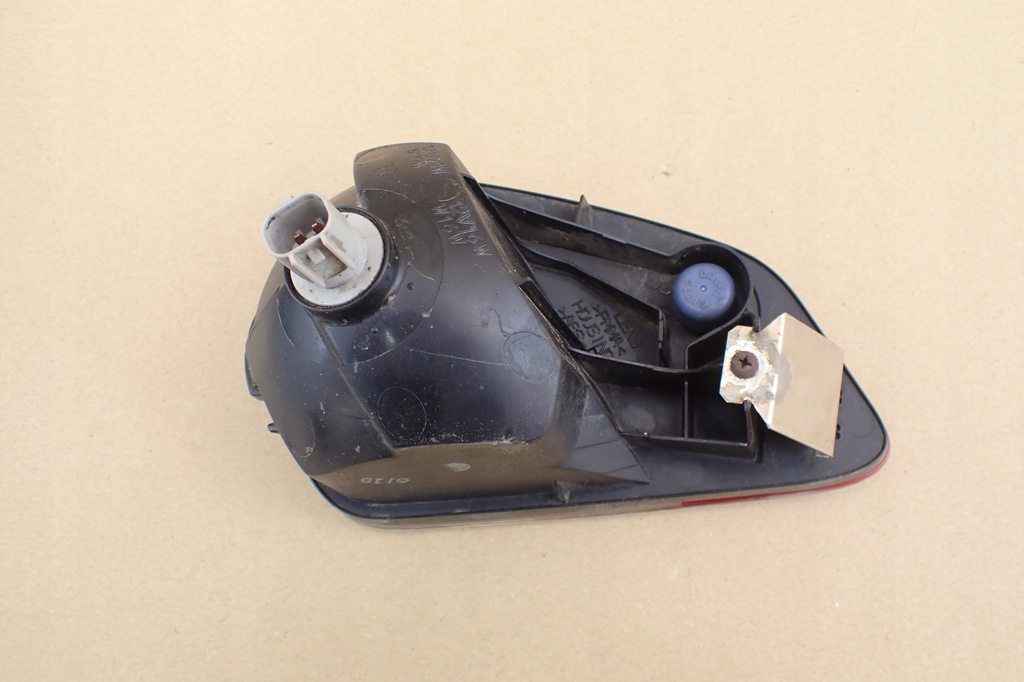 MITSUBISHI OUTLANDER LIFT 15- RECHTE HECKLEUCHTE ORIGINAL 1149-225R Product image