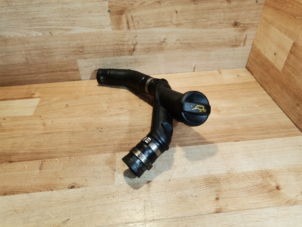 Öleinfüller PEUGEOT CITROEN 2.0 HDI 90km 9638323780 Product image