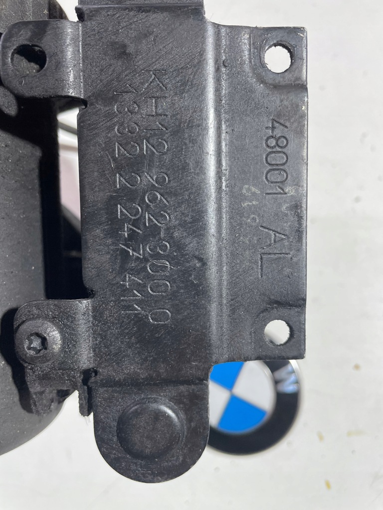 BMW E46 2.0 136KM KRAFTSTOFFKÜHLERFILTER 2247411 SEKUNDÄRPUMPE Product image