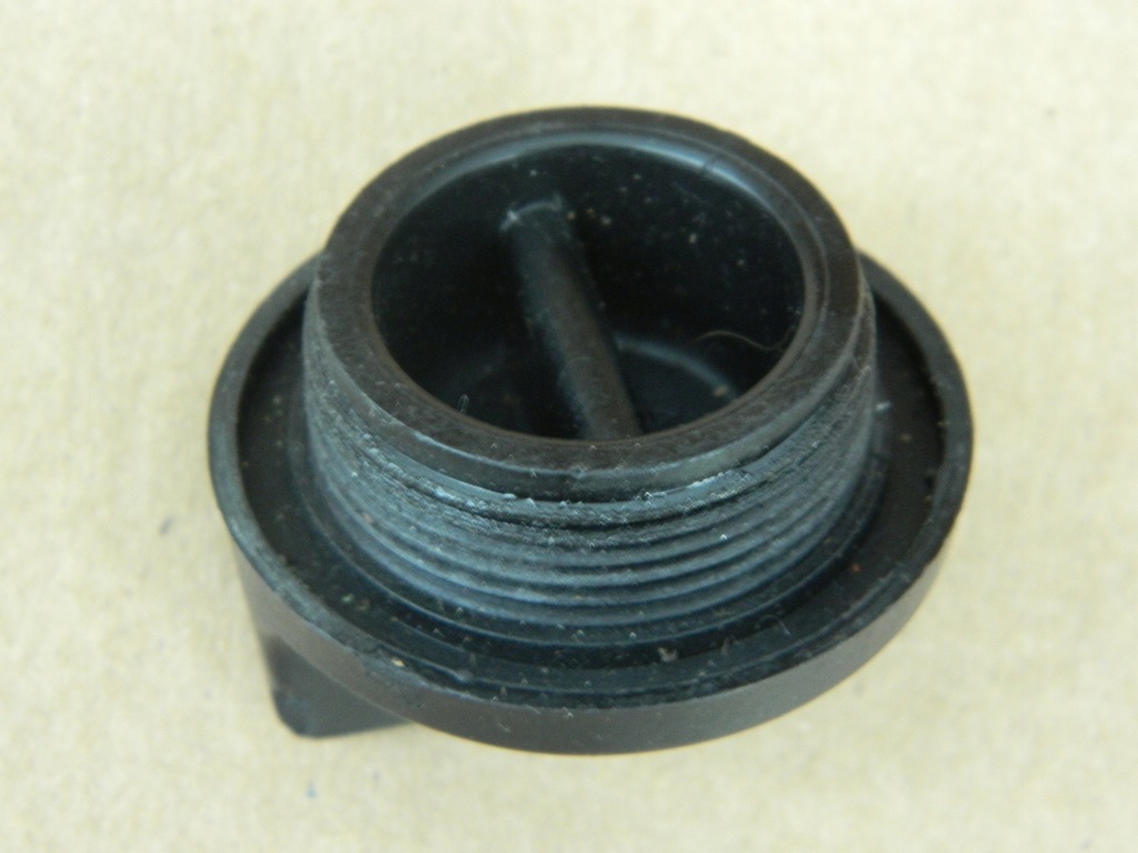 ÖLEINFÜLLDECKEL KAWASAKI KLR 650 C Product image