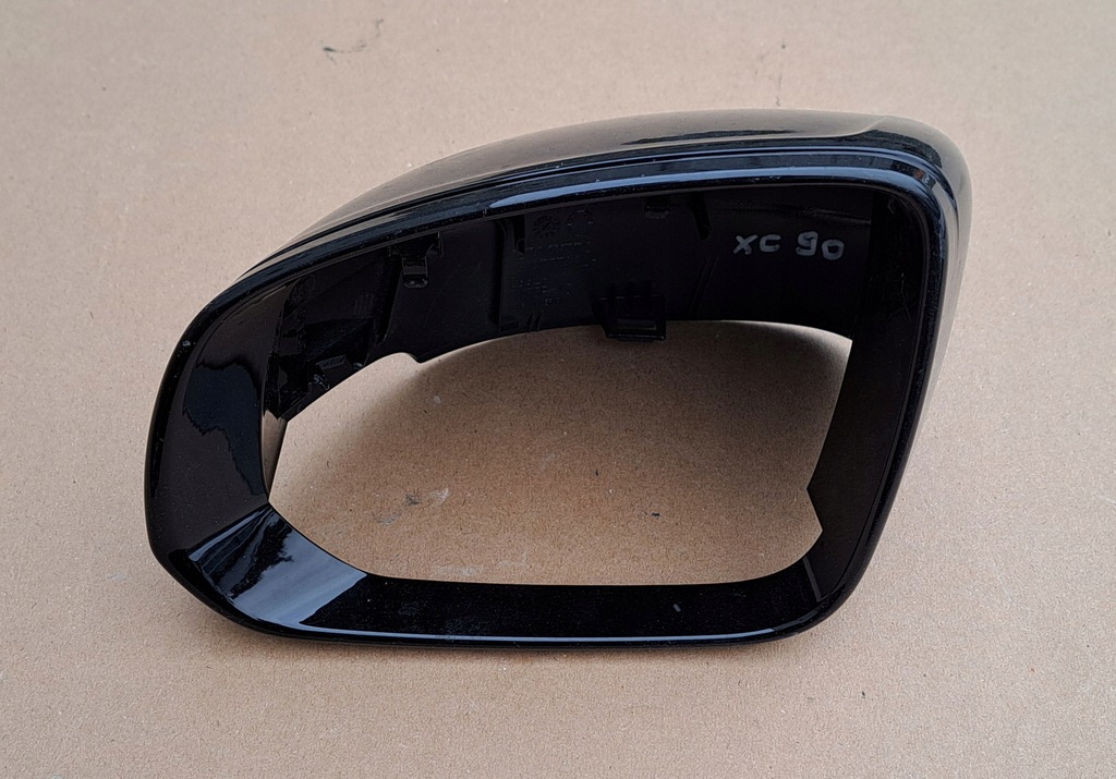 Volvo XC90 II Linkes Spiegelgehäuse 31477739 Product image