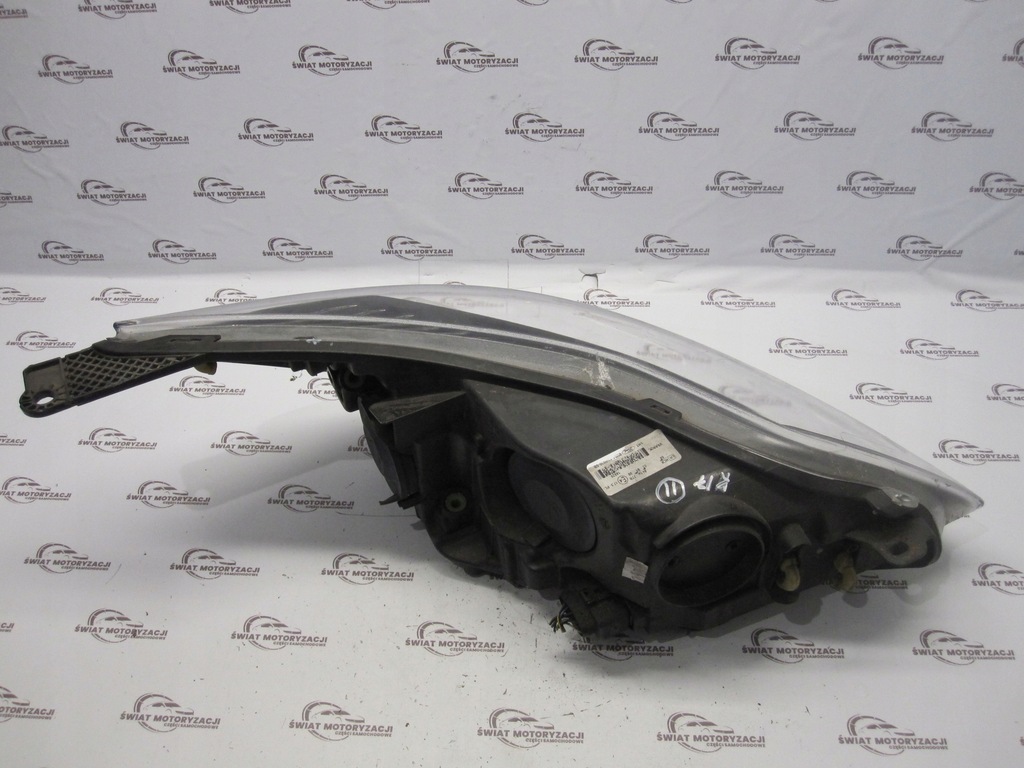 Ford Focus MK3 III 12R Links Frontlampe BM51-13W030-SB Englisch Product image