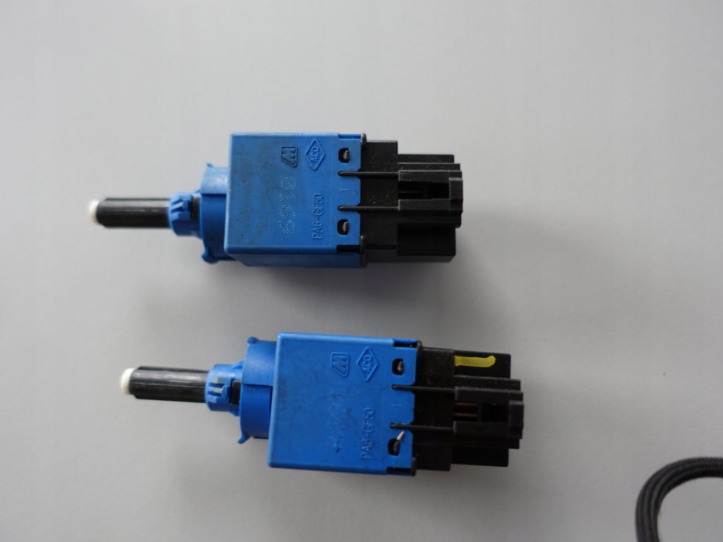 Dacia Sandero II Dokker Lodgy Renault Clio IV Kupplungspedalsensor Product image