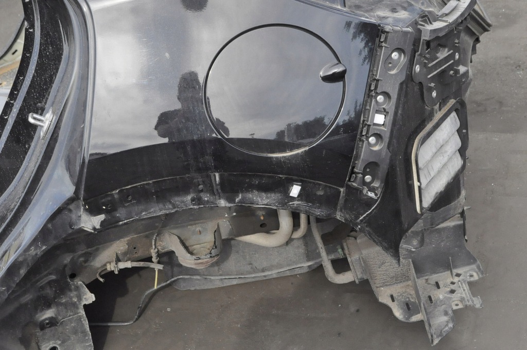 FORD PUMA II MK2 GESAMTES HINTERES ASS-BAD HINTERER RIEMEN LINKS RECHTS VIERTEL Product image