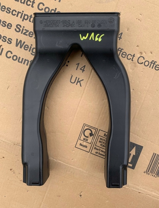 MERCEDES W166 GLE LUFTKANAL TUNNEL A1668306601 Product image