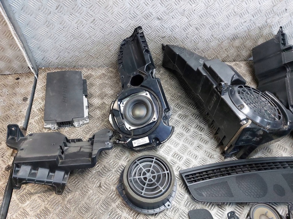 Lautsprecher Set Bose Audi A7 4G 4G0035223B 4G8035298A 4G9035382A Product image