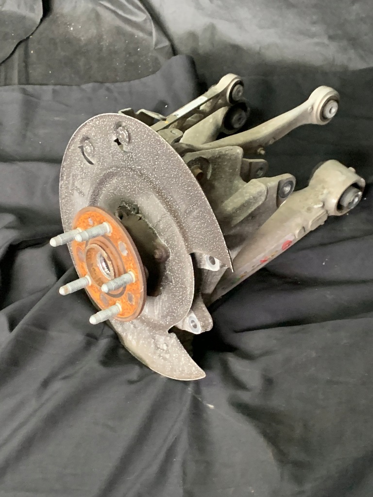 Tesla X RAVEN 2020 Hinterradaufhängung links 1027411-00-D Product image