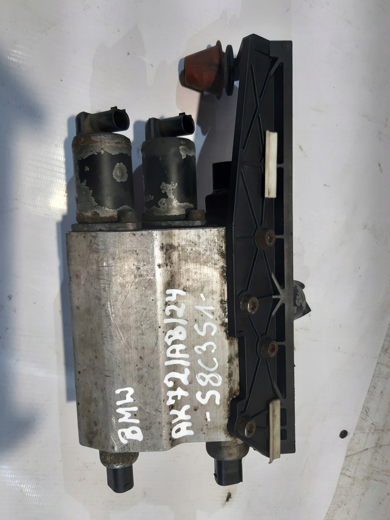 Dynamische Federungspumpe BMW E65 6758704 Product image