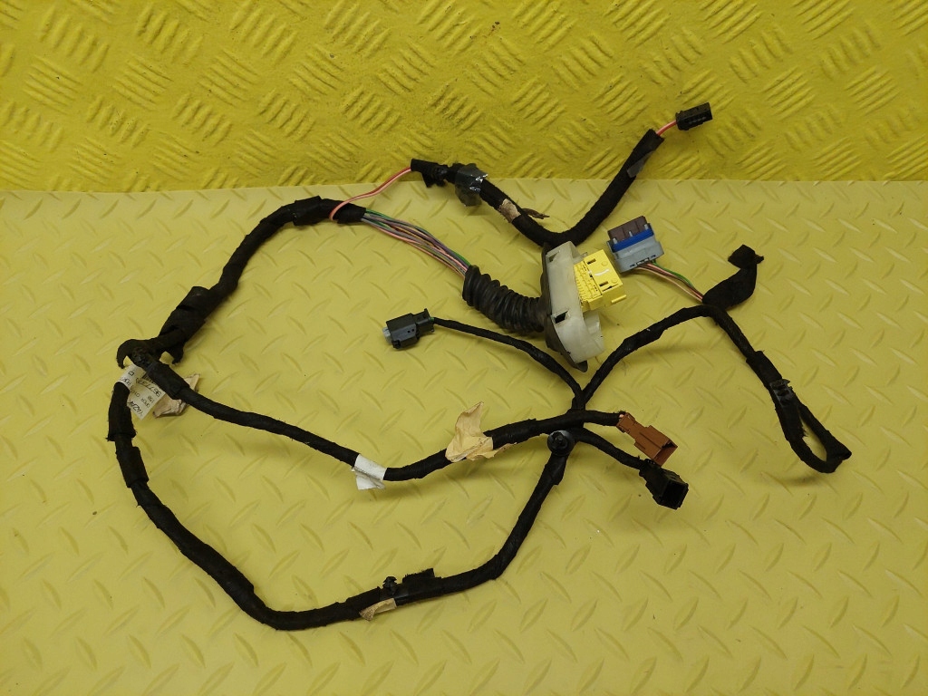 CITROEN BERLINGO III TÜRKABELSATZ, RECHTS VORNE 9677375080 Product image