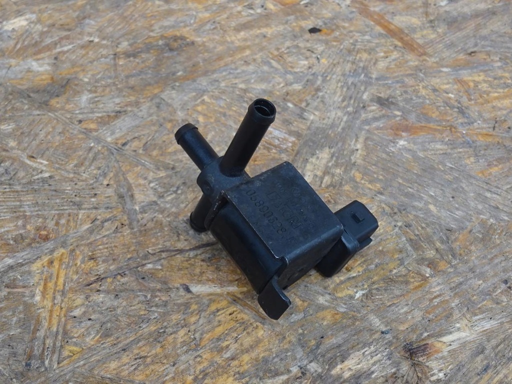 AUDI A3 S3 8L TT 8N GOLF IV BAM AMK VAKUUMVENTIL N75 058906283F Product image