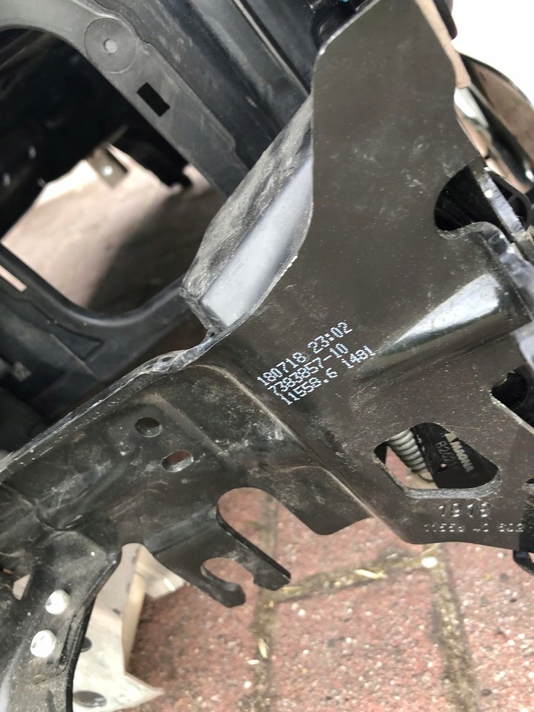 BMW G30 G31 LIFT M-PAKET USA LAMPENGÜRTEL BENZIN Product image