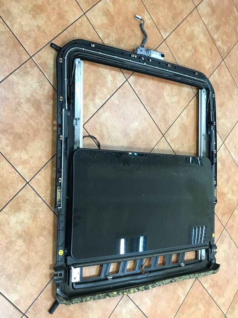 Schiebedach Mercedes W211 Lift Kombi OE 2117800629 Product image