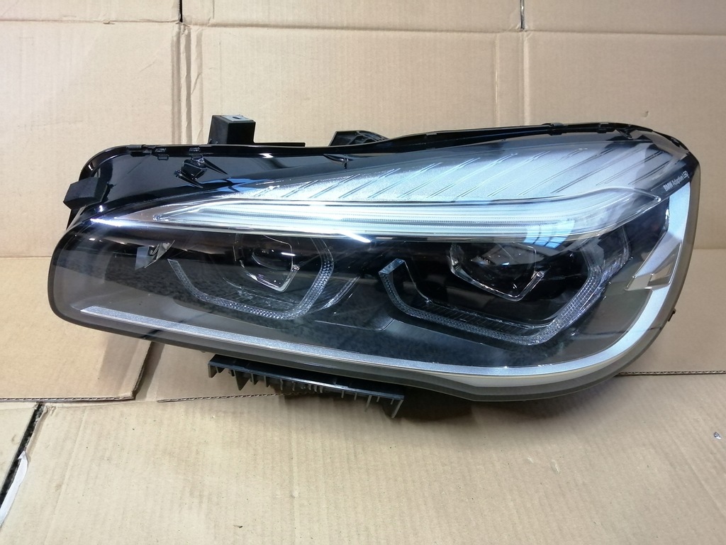 BMW 2 F45 ACTIVE TOURER LIFT LCI ADAPTIVE LED-LAMPE LAMPEN VORNE RECHTS LINKS Product image