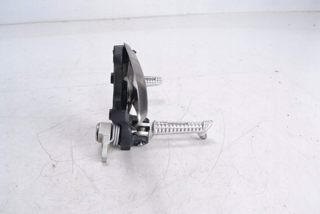 Vordere rechte Triumphgeschwindigkeit Triple 1050 11-16 einstellen Product image