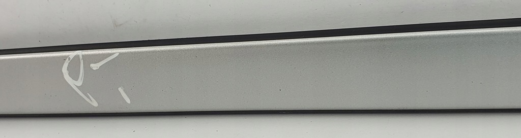 DACHLEISTE RECHTS HINTEN 426-26 VOLVO V70 II Product image