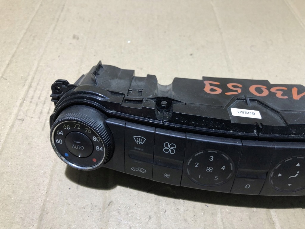 MERCEDES E-KLASSE W211 KLIMAANLAGE AIR PANEL Product image