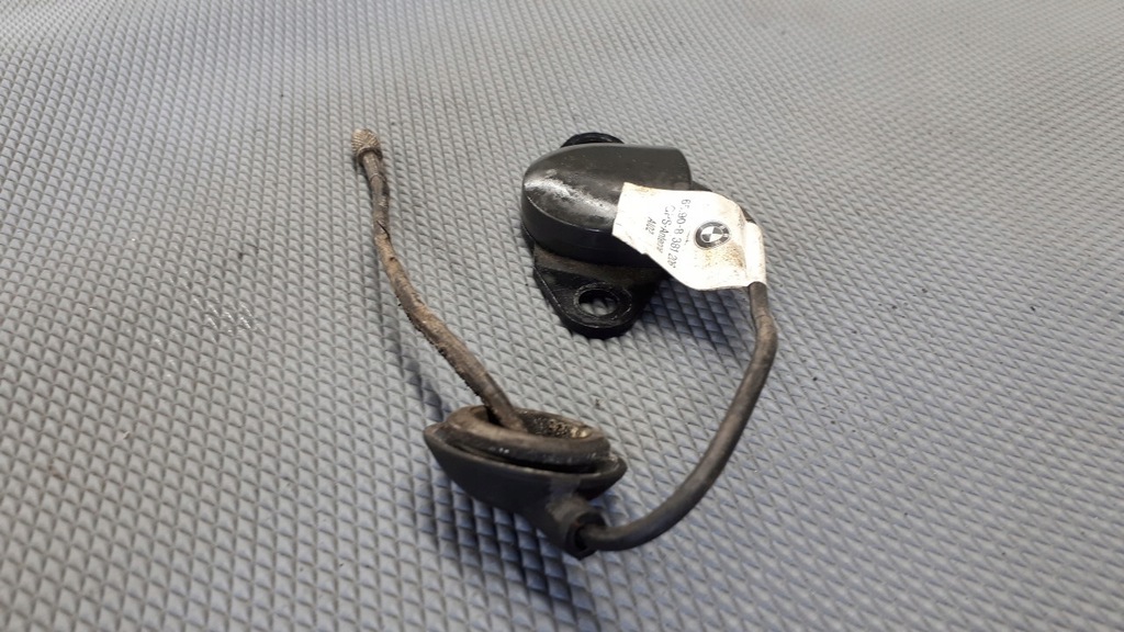 65.90-8381206 BMW E53 Lift-Antennenverstärker Product image