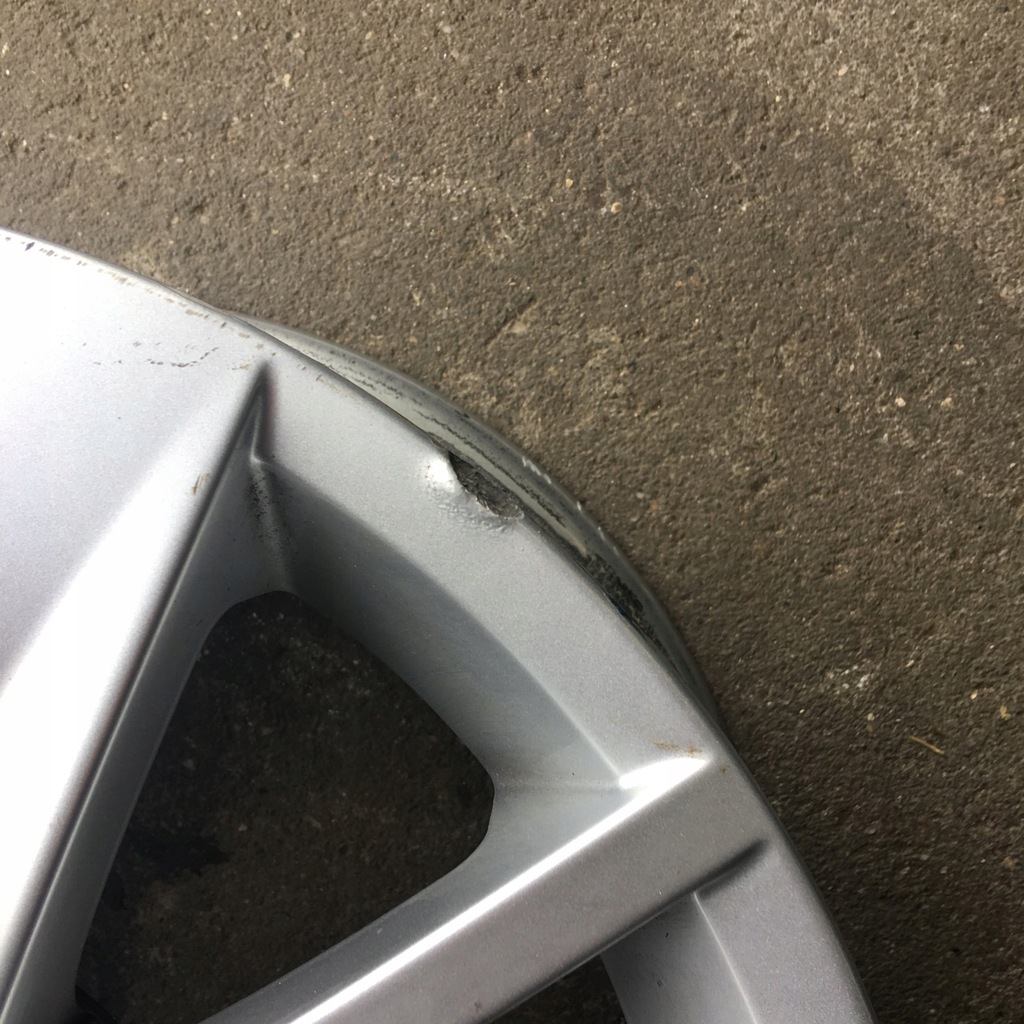 Leichtmetallfelge 15 Zoll VW POLO LIFT 6C0601025 Product image