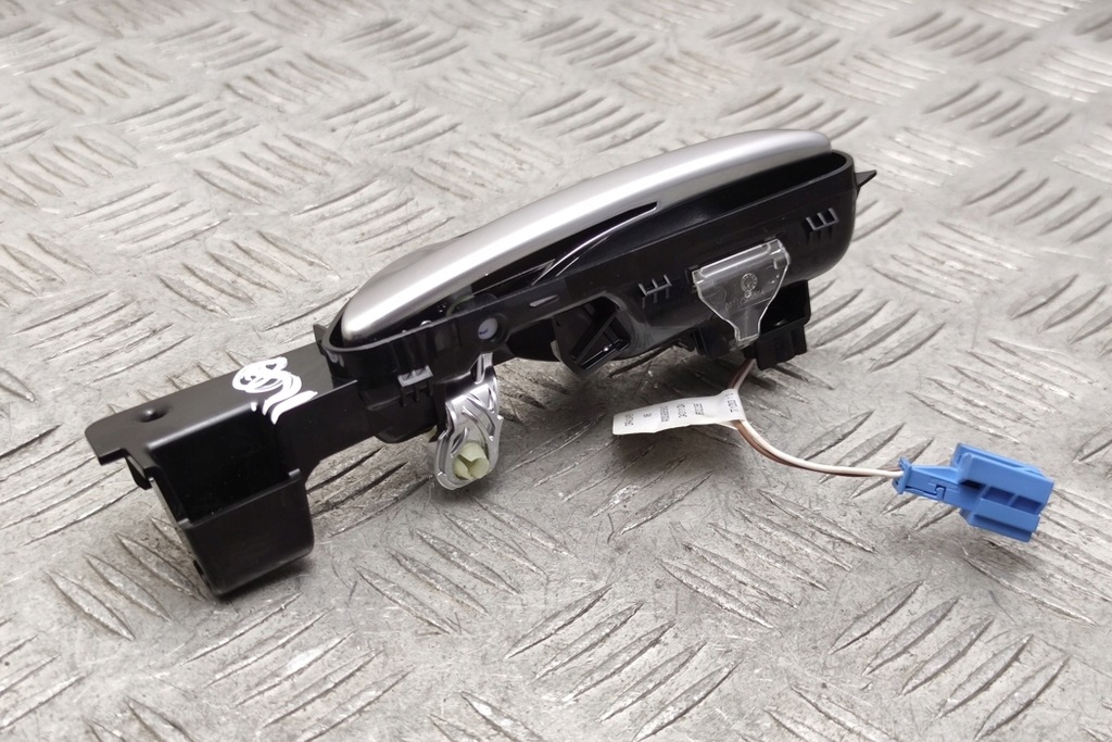 Heck linker internem Griff Mercedes-Benz Gle (W166) A1667600561 2.1L Product image